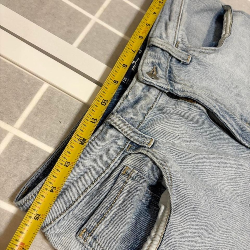 Women's Hollister Y2K Blue and white ombre distressed jeans size 11R - Picture 8 of 8